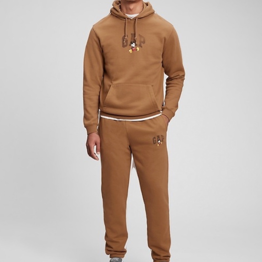 Disney x Gap 2 Piece Disney Mickey Mouse Logo Set